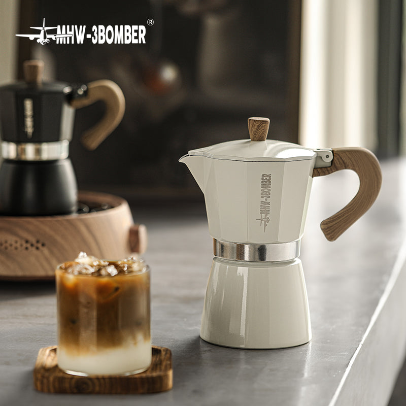 Premium Moka Pot with Wooden Handle — Stovetop Espresso Maker (150ml & 300ml)
